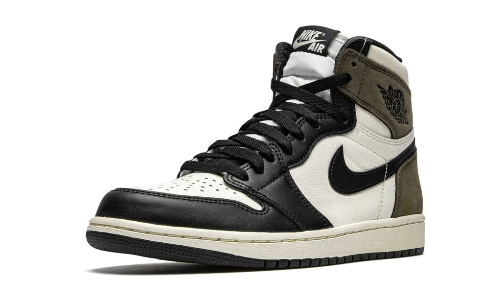Air Jordan 1 Retro High OG - Dark Mocha