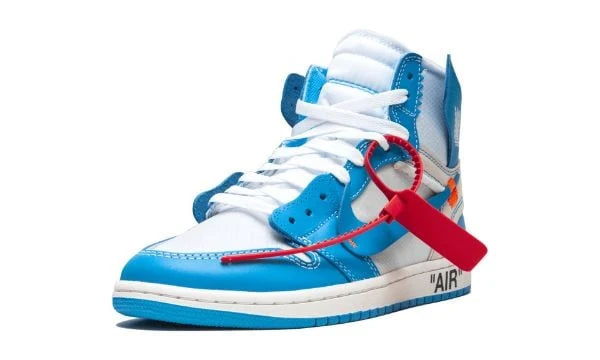 Air Jordan 1 Retro High - Off-White UNC