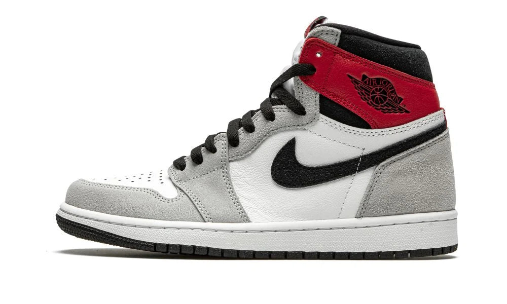 Air Jordan 1 Retro High OG - Light Smoke Grey